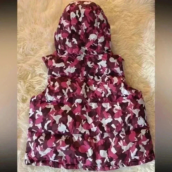 Lululemon Wunder Puff Crop Vest | Chinese Lunar New Year Rabbits size 6 - Picture 4 of 6